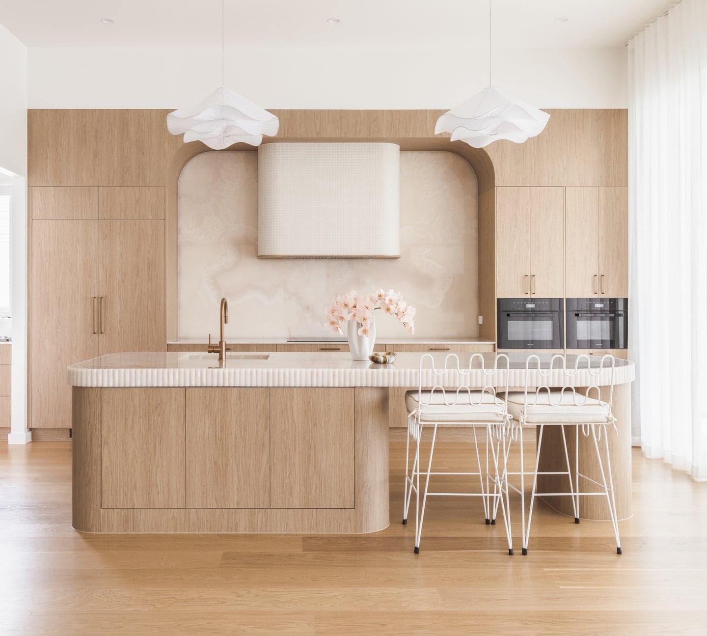 Kitchen fixtures